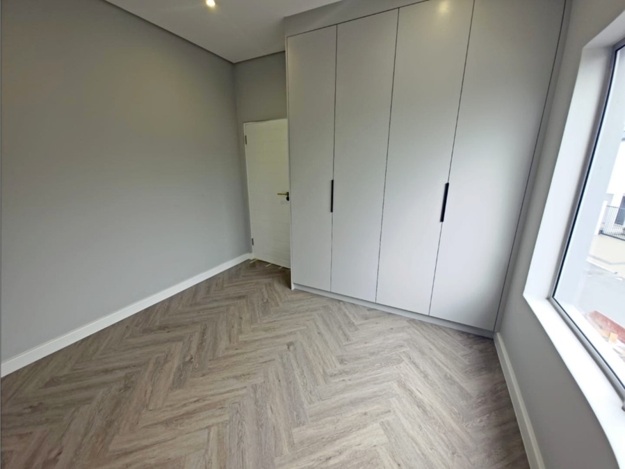  Bedroom Property for Sale in Sandown Western Cape